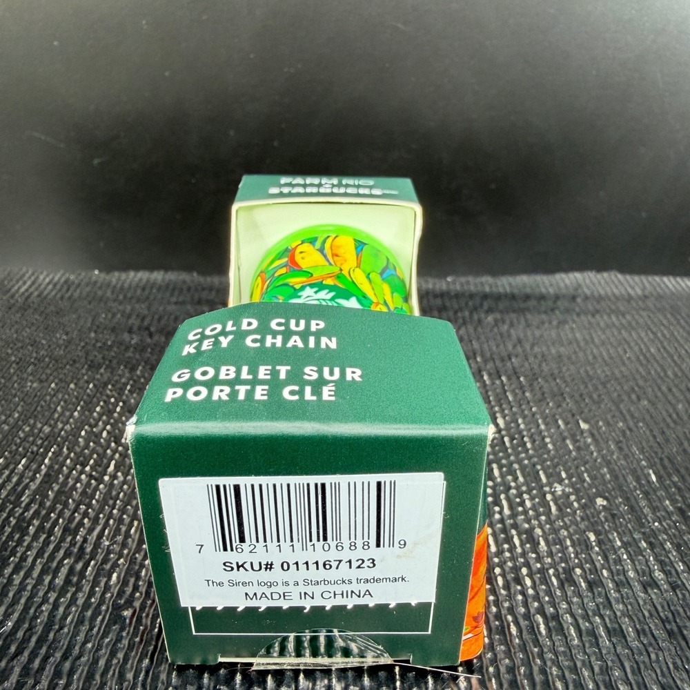 Farm Rio Starbucks Cold Cup Keychain Tropical Banana Print Green Yellow Sealed - Picture 4 of 6